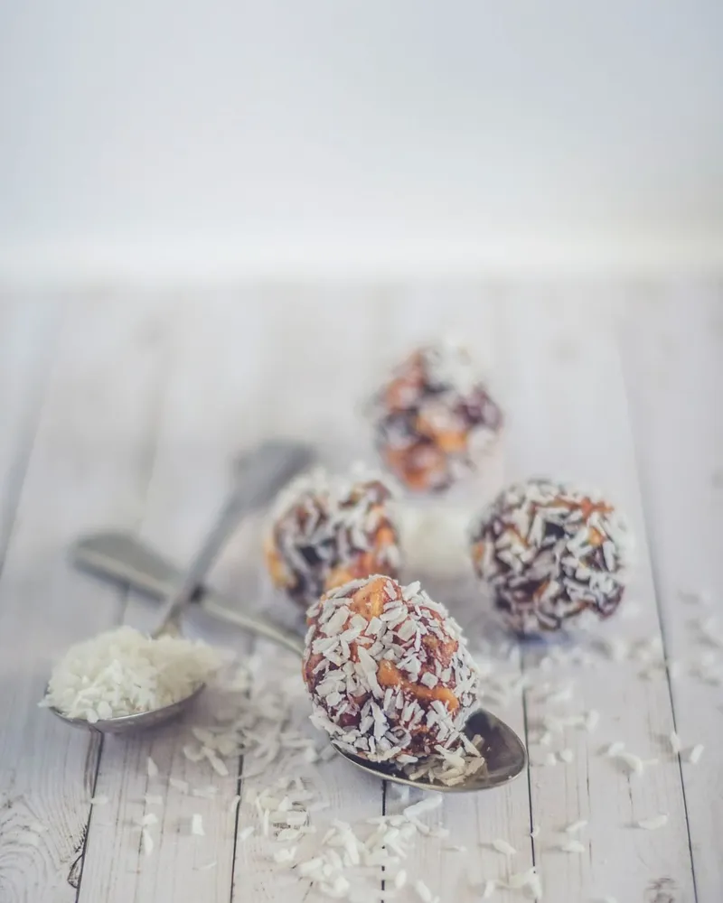 Date Balls