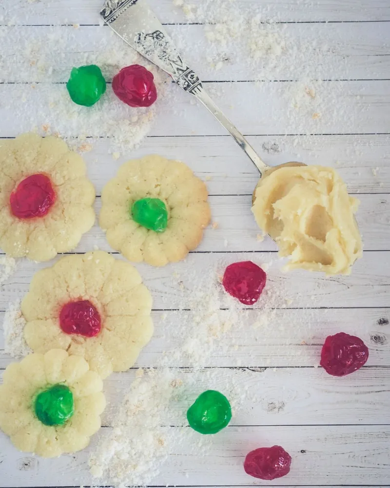 White Crisp Cookies